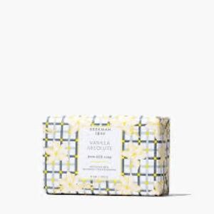 Beekman 1802 Vanilla Absolute Soap - White & Yellow (set of 3 - 3.5 oz)